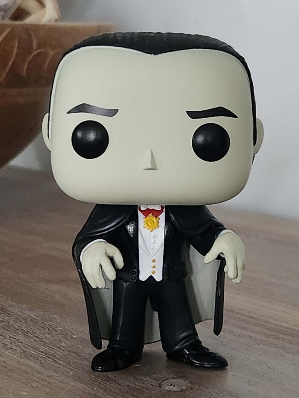 Funko Pop Universal Monsters Dracula #111 Loose OOB Horror Vinyl Figure - Picture 5 of 5